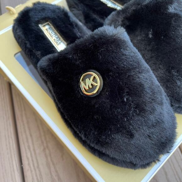 Michael Kors Shoes - Michael Kors Alexis Closed toe Sherpa Slides Black